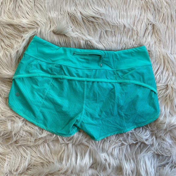 Lululemon run speed short - Picture 2 of 6